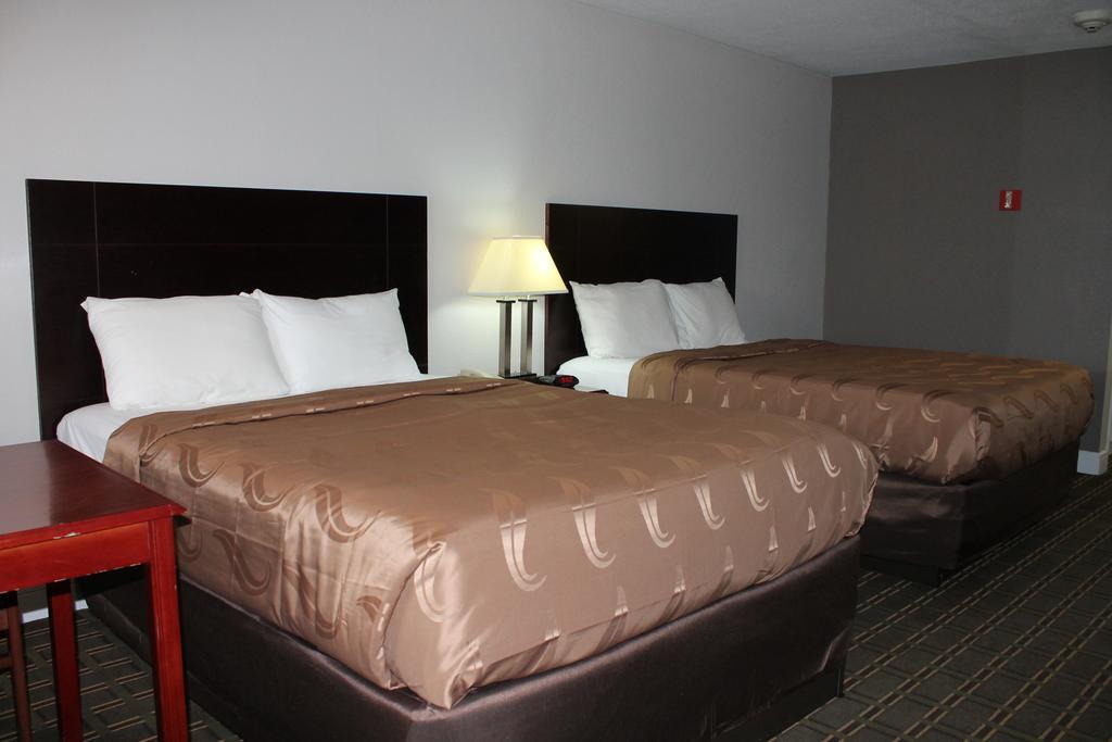 Quality Inn & Suites Port Arthur - Nederland Eksteriør billede