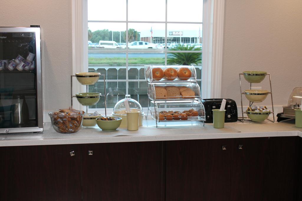 Quality Inn & Suites Port Arthur - Nederland Eksteriør billede